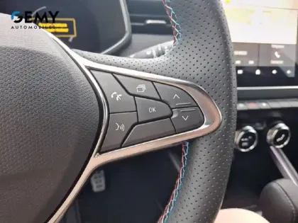 Photo 16 Renault Clio  E-Tech full hybrid 145 ch GSR2