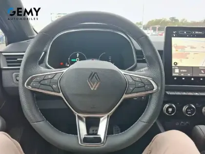 Photo 14 Renault Clio  E-Tech full hybrid 145 ch GSR2