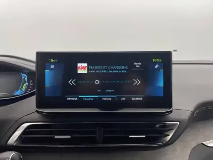 Photo 19 Peugeot 3008  Hybrid 225 e-EAT8