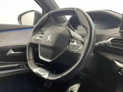 Photo 30 Peugeot 3008  Hybrid 225 e-EAT8