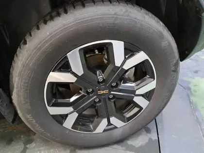 Photo 18 Dacia Duster  Hybrid 140