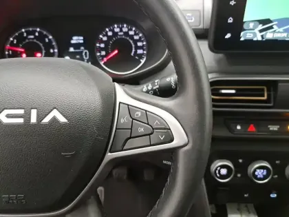 Photo 33 Dacia Sandero  ECO-G 100 GSR2