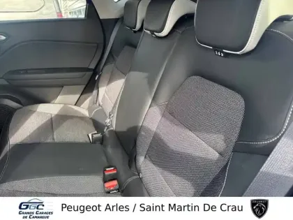 Photo 9 Renault Captur  E-Tech 145 - 21