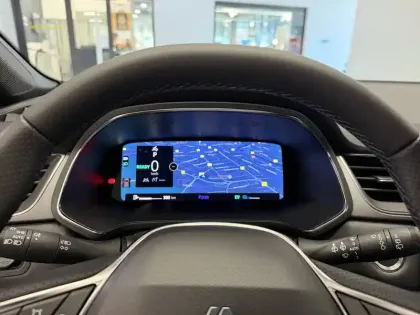 Photo 136 Renault Captur  E-Tech full hybrid 160 ch