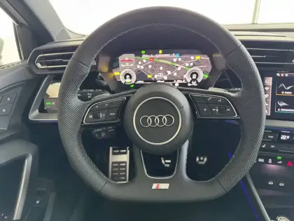 Photo 18 Audi A3  Sportback TFSI e Hybride rechargeable 204 S tronic 6