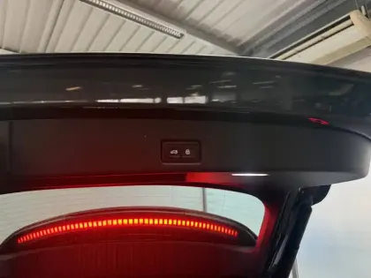 Photo 13 Audi Q5  e-hybrid 299 ch S tronic 7 Quattro