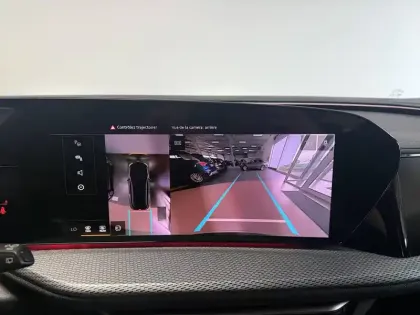 Photo 10 Audi Q5  e-hybrid 299 ch S tronic 7 Quattro