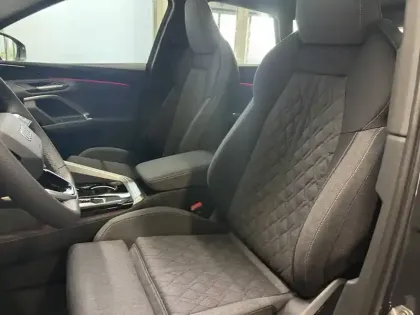 Photo 37 Audi Q5  e-hybrid 299 ch S tronic 7 Quattro