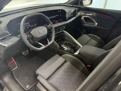 Photo 6 Audi Q5  e-hybrid 299 ch S tronic 7 Quattro