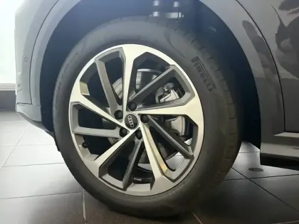 Photo 3 Audi Q5  e-hybrid 299 ch S tronic 7 Quattro