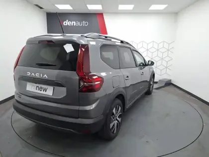 Photo 11 Dacia Jogger  Hybrid 140 7 places GSR2