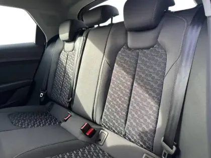 Photo 37 Audi A1  Sportback 30 TFSI 116 ch S tronic 7