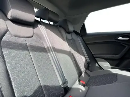 Photo 9 Audi A1  Sportback 30 TFSI 116 ch S tronic 7