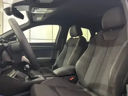 Photo 82 Audi Q3  Sportback 45 TFSIe  245 ch S tronic 6