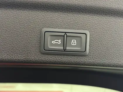 Photo 75 Audi Q3  Sportback 45 TFSIe  245 ch S tronic 6