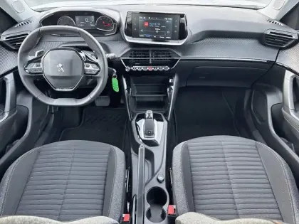 Photo 25 Peugeot 2008  PureTech 130 S&S EAT8