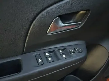 Photo 19 Opel Corsa  1.2 Turbo 100 ch BVA8