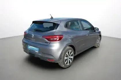 Photo 5 Renault Clio  E-Tech full hybrid 145