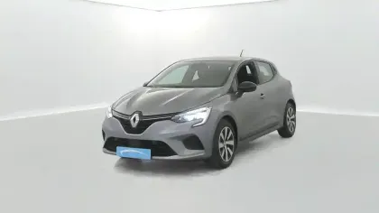 Photo 9 Renault Clio  E-Tech full hybrid 145
