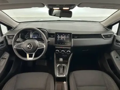 Photo 32 Renault Clio  E-Tech full hybrid 145