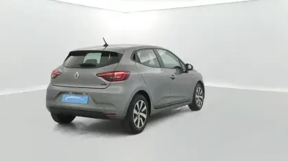 Photo 13 Renault Clio  E-Tech full hybrid 145