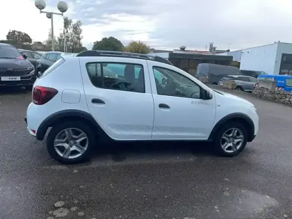 Photo 1 Dacia Sandero  ECO-G 100