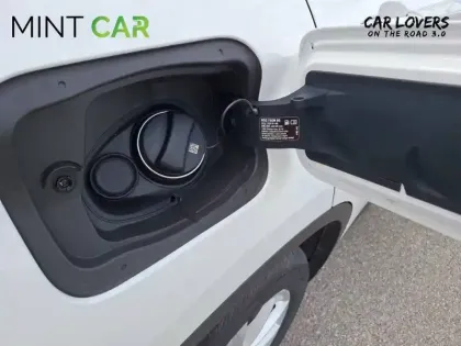 Photo 21 BMW X1  sDrive 18i 140 ch DKG7