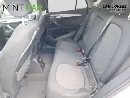 Photo 10 BMW X1  sDrive 18i 140 ch DKG7