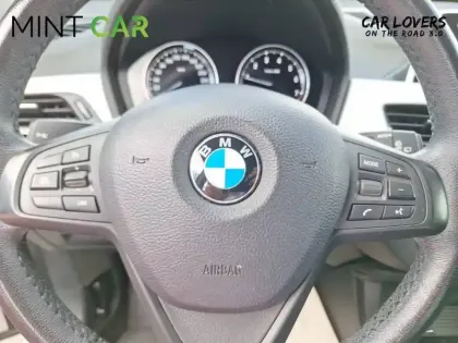 Photo 16 BMW X1  sDrive 18i 140 ch DKG7