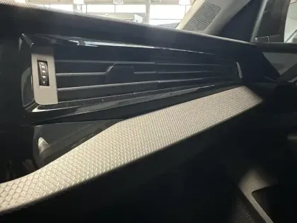 Photo 16 Audi A1  Sportback 25 TFSI 95 ch S tronic 7