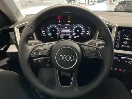 Photo 10 Audi A1  Sportback 25 TFSI 95 ch S tronic 7