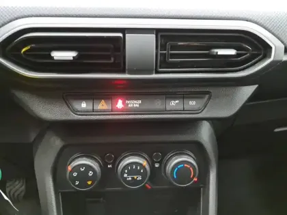 Photo 37 Dacia Sandero  ECO-G 100