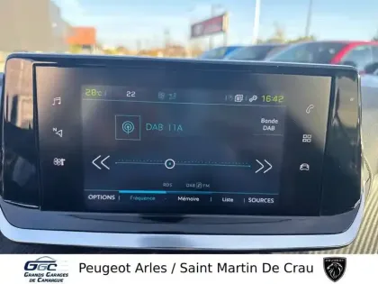 Photo 12 Peugeot 208  Electrique 50 kWh 136ch