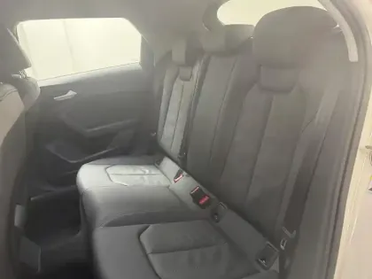 Photo 10 Audi A1  Sportback 30 TFSI 110 ch S tronic 7