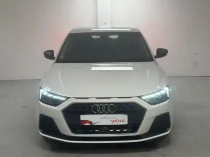 Photo 1 Audi A1  Sportback 30 TFSI 110 ch S tronic 7