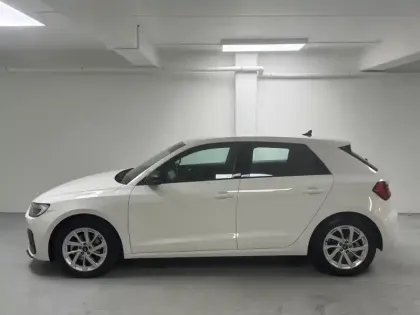 Photo 4 Audi A1  Sportback 30 TFSI 110 ch S tronic 7