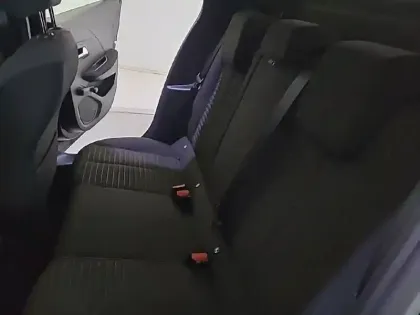 Photo 11 Peugeot 208  Electrique 50 kWh 136ch