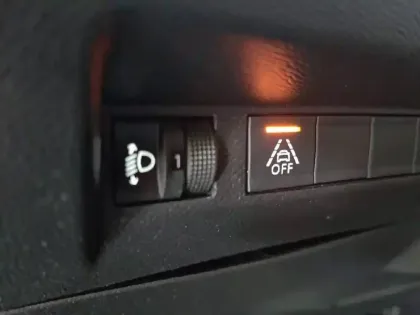 Photo 29 Peugeot 208  Electrique 50 kWh 136ch