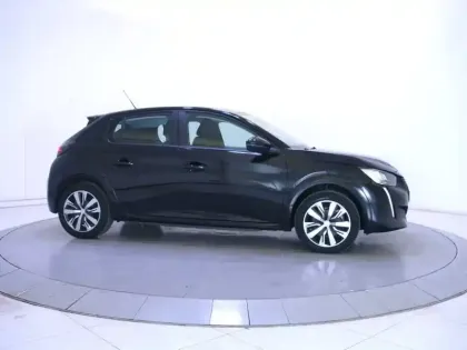 Photo 3 Peugeot 208  Electrique 50 kWh 136ch