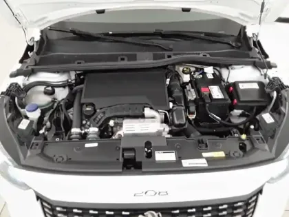 Photo 24 Peugeot 208  PureTech 100 S&S BVM6