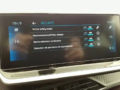 Photo 19 Peugeot 208  PureTech 100 S&S BVM6