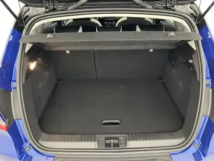 Photo 21 Renault Captur  E-Tech full hybrid 145