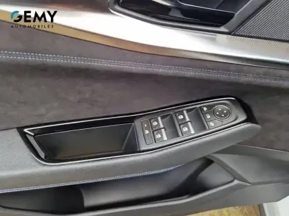 Photo 12 Renault Austral  E-Tech hybrid 200