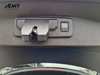 Photo 20 Renault Austral  E-Tech hybrid 200