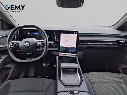 Photo 7 Renault Austral  E-Tech hybrid 200