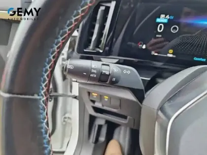 Photo 14 Renault Austral  E-Tech hybrid 200