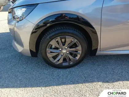 Photo 11 Peugeot 208  Electrique 50 kWh 136ch