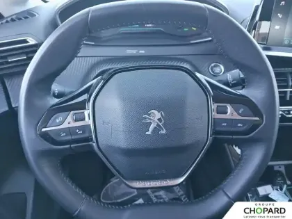 Photo 15 Peugeot 208  Electrique 50 kWh 136ch