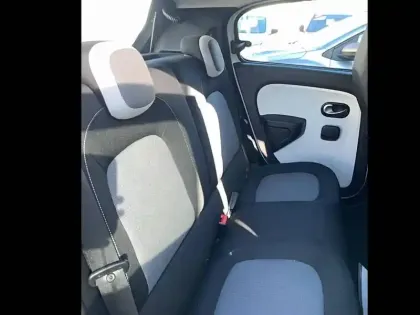 Photo 9 Renault Twingo  III E-Tech