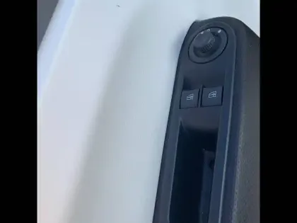 Photo 5 Renault Twingo  III E-Tech